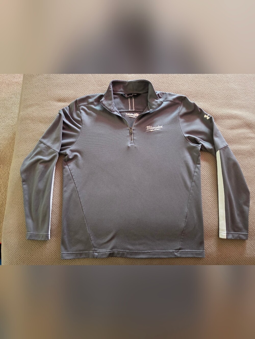 Milwaukee Tools X Under Armour Grey 1/4 Zip Pullover loose Men's medium